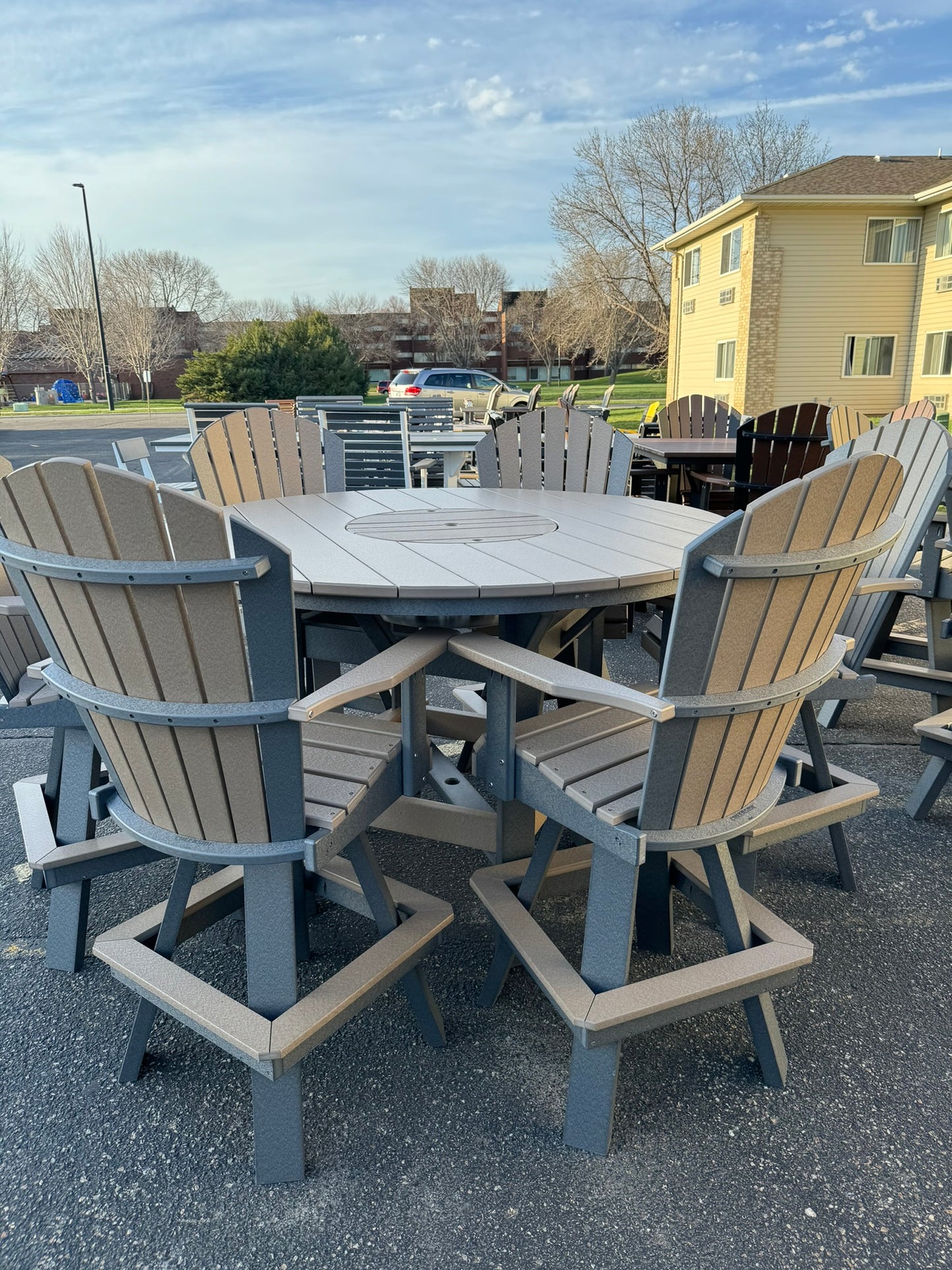 60"  Round Bar Table with ICE BOWL and 6 Classic Swivel Chairs in Dark Gray & Weatherwood