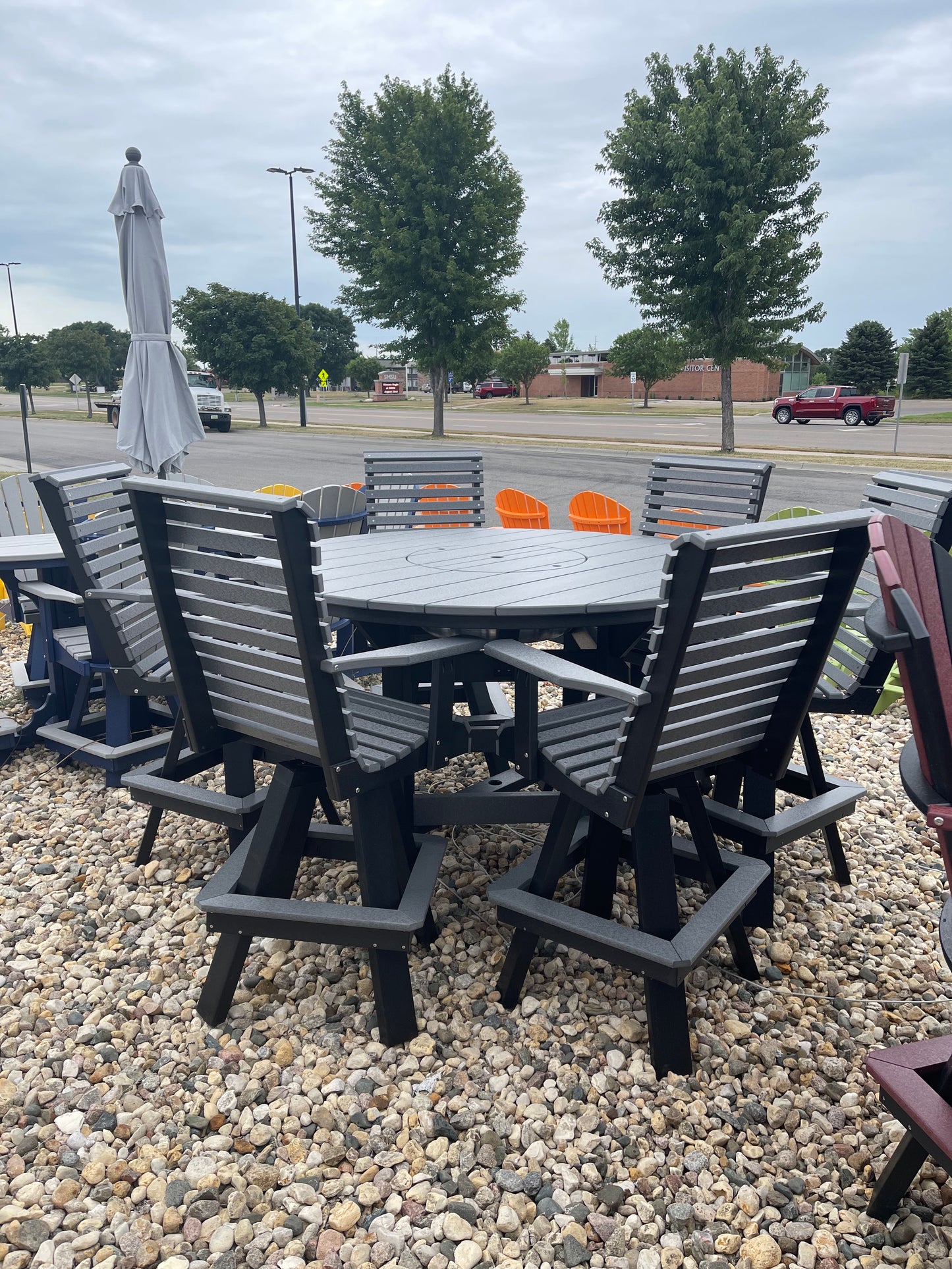 60" Round Bar Table with 6 Classic Swivel Bar Chairs in Black and Dark Gray