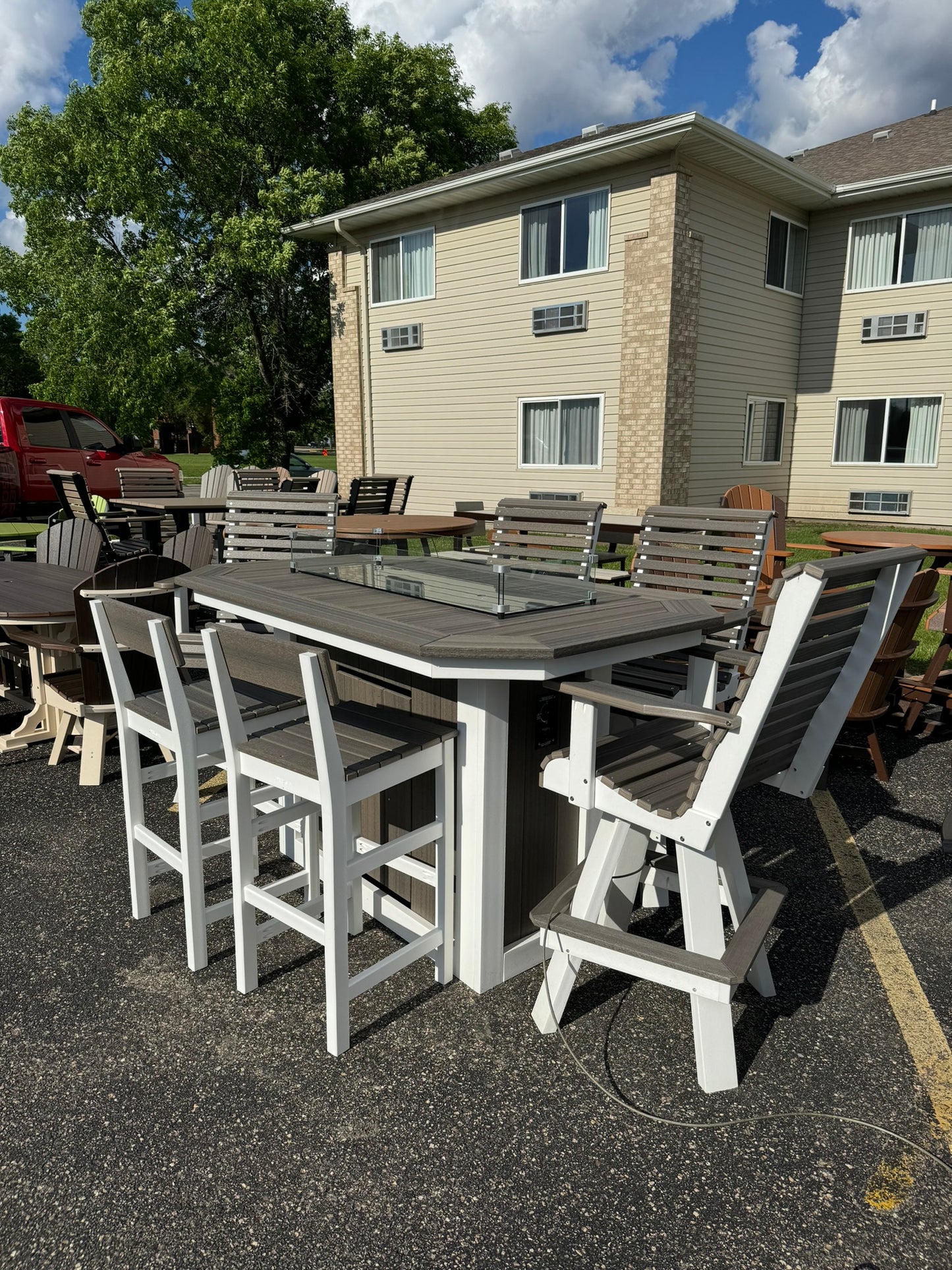 6' Fire Table with 4 Rollback and 2 Stationary Chairs in White & Coastal Gray (Wood Grain)