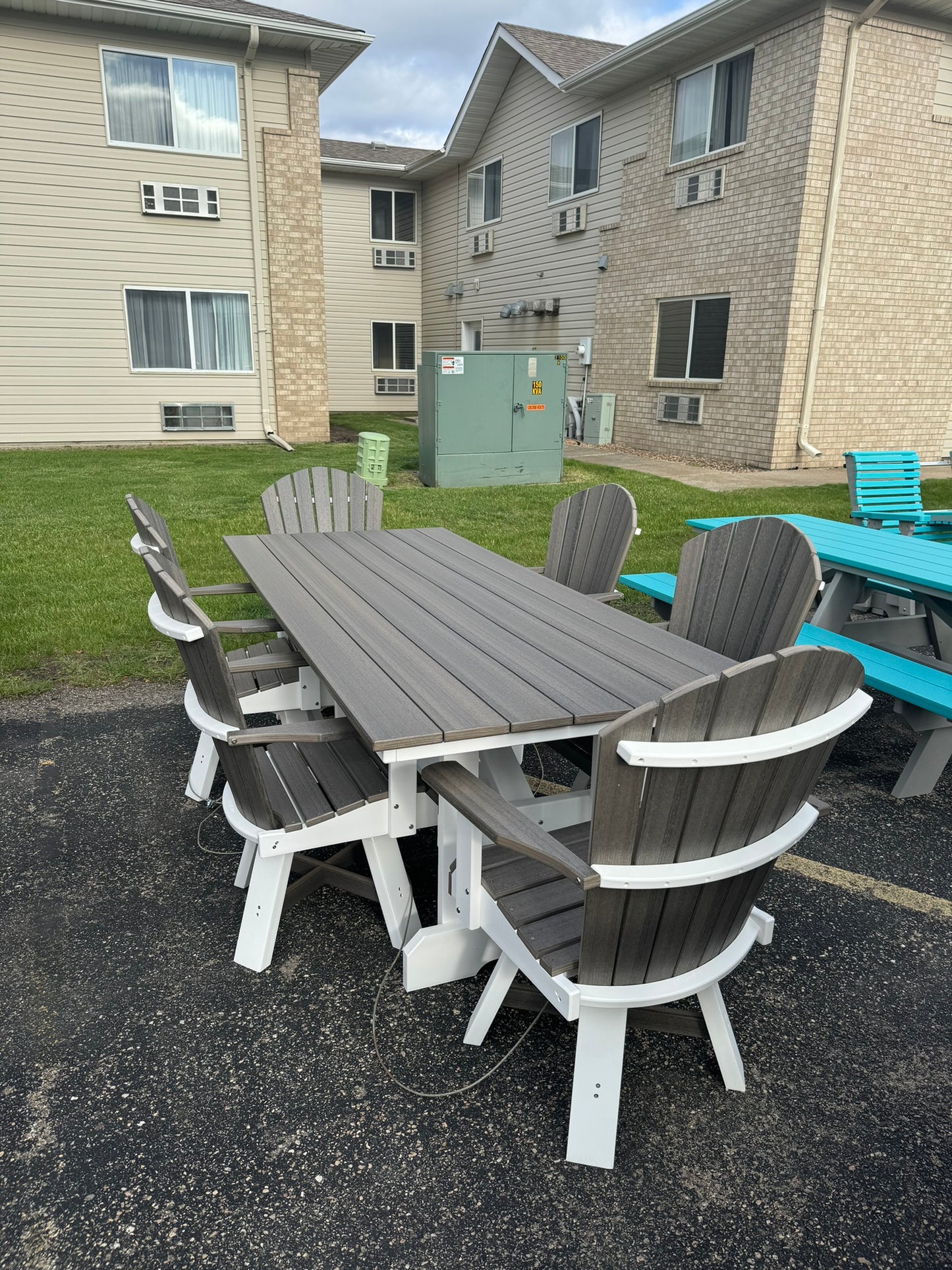 8' Dining Table with 6 Classic Swivel Dining Chairs in White & Coastal Gray (Wood Grain)